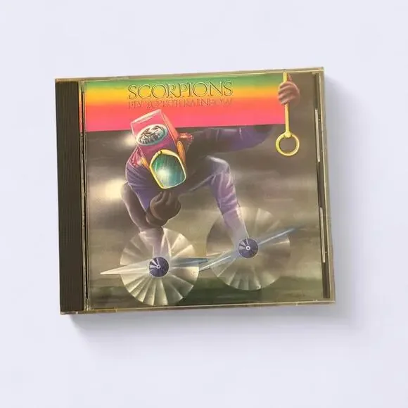 Scorpions Fly to the Rainbow 1st press “1974” - Picture 1 of 4